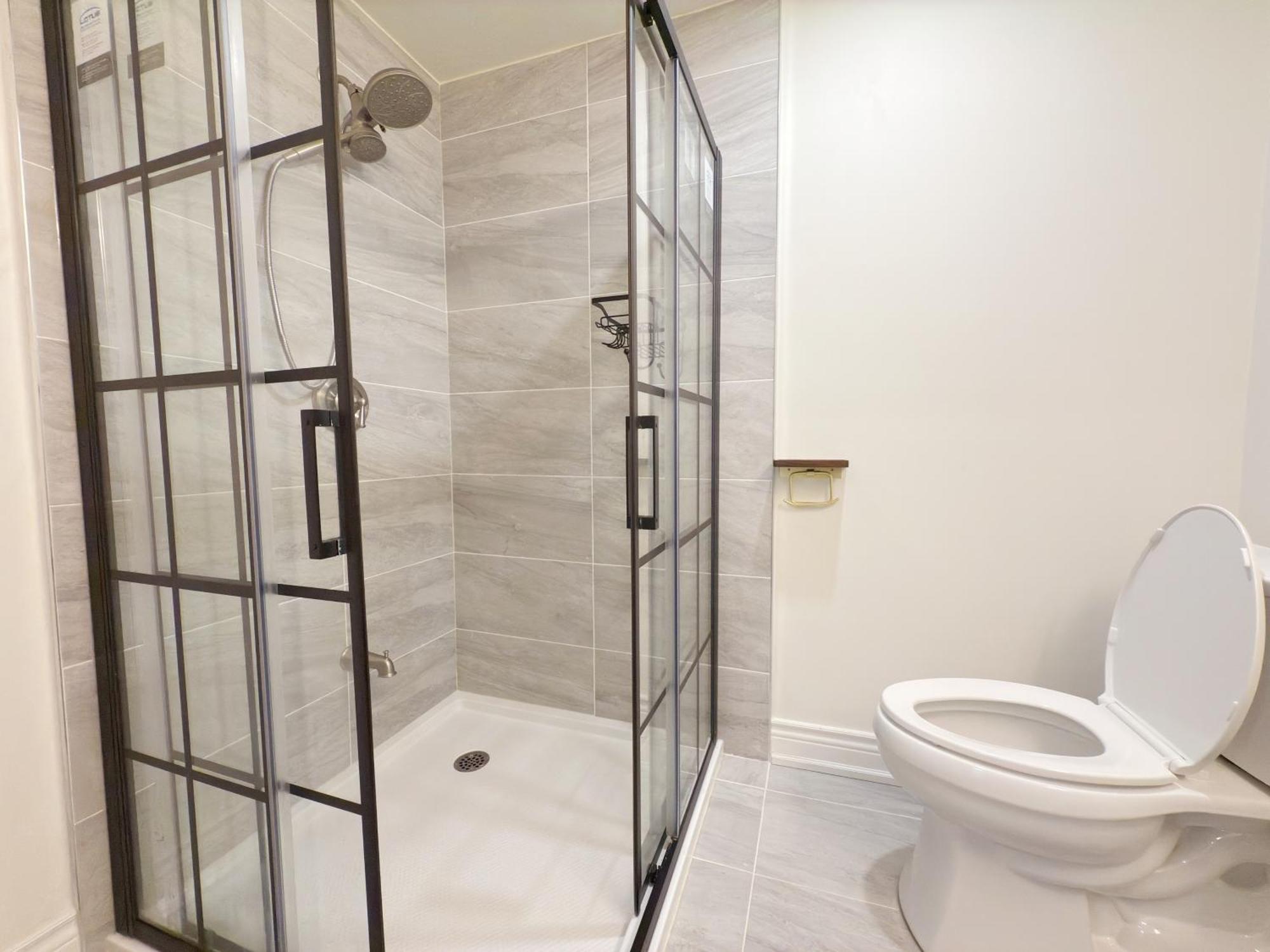 Cozy Room With Private Bath Near Don Mills Subway Toronto Kültér fotó